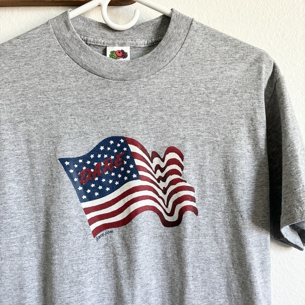 Y2K DARE Drug Abuse Resistance Education American Flag T Shirt Gray Medium